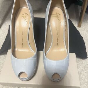 Giuseppe Zanotti Light Blue/ grey  Peep Toe Heels